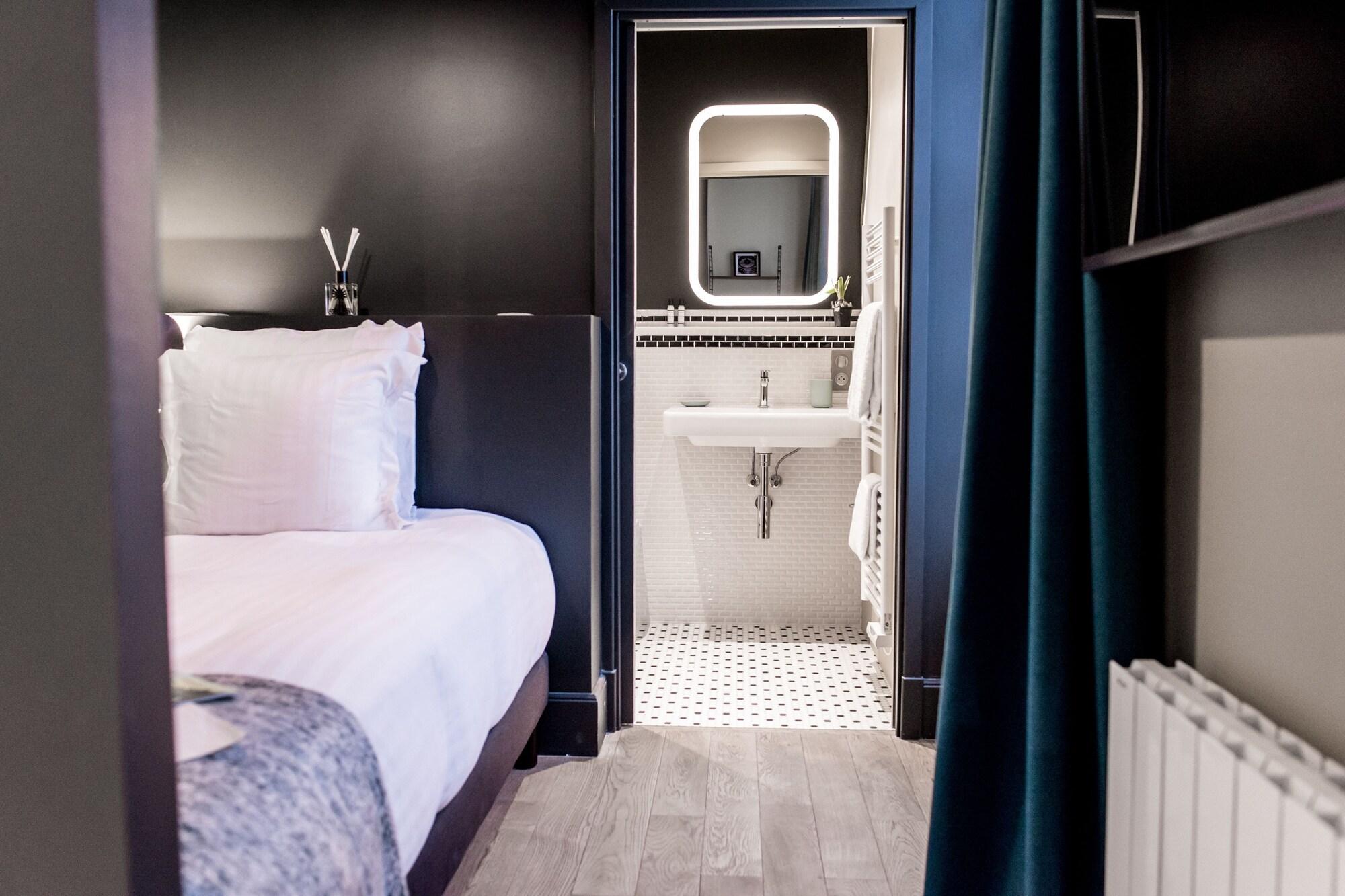 1Er Etage Sopi-Montmartre Hotel Paris Exterior photo